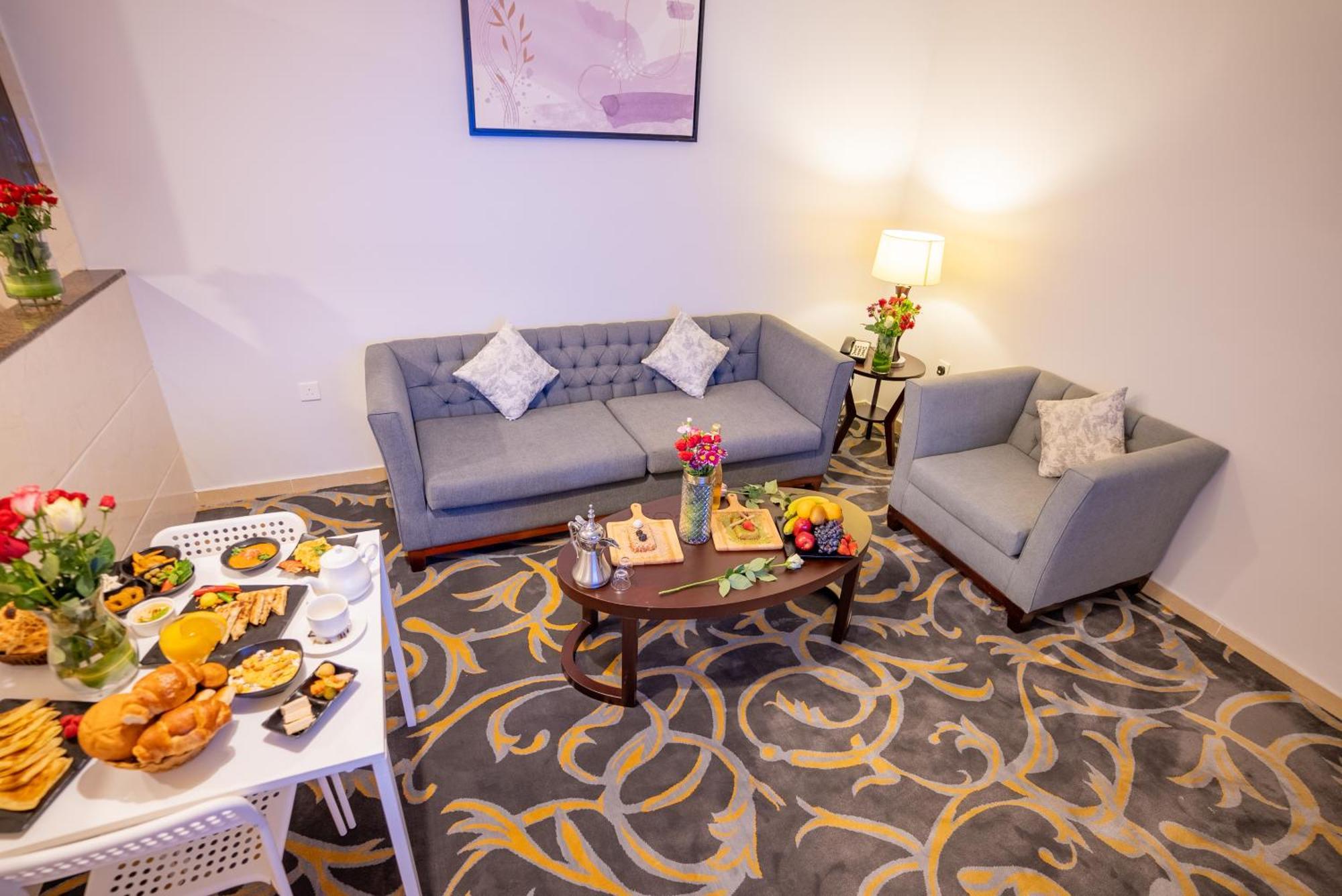 Laten Suites Al Naseem Джедда Экстерьер фото