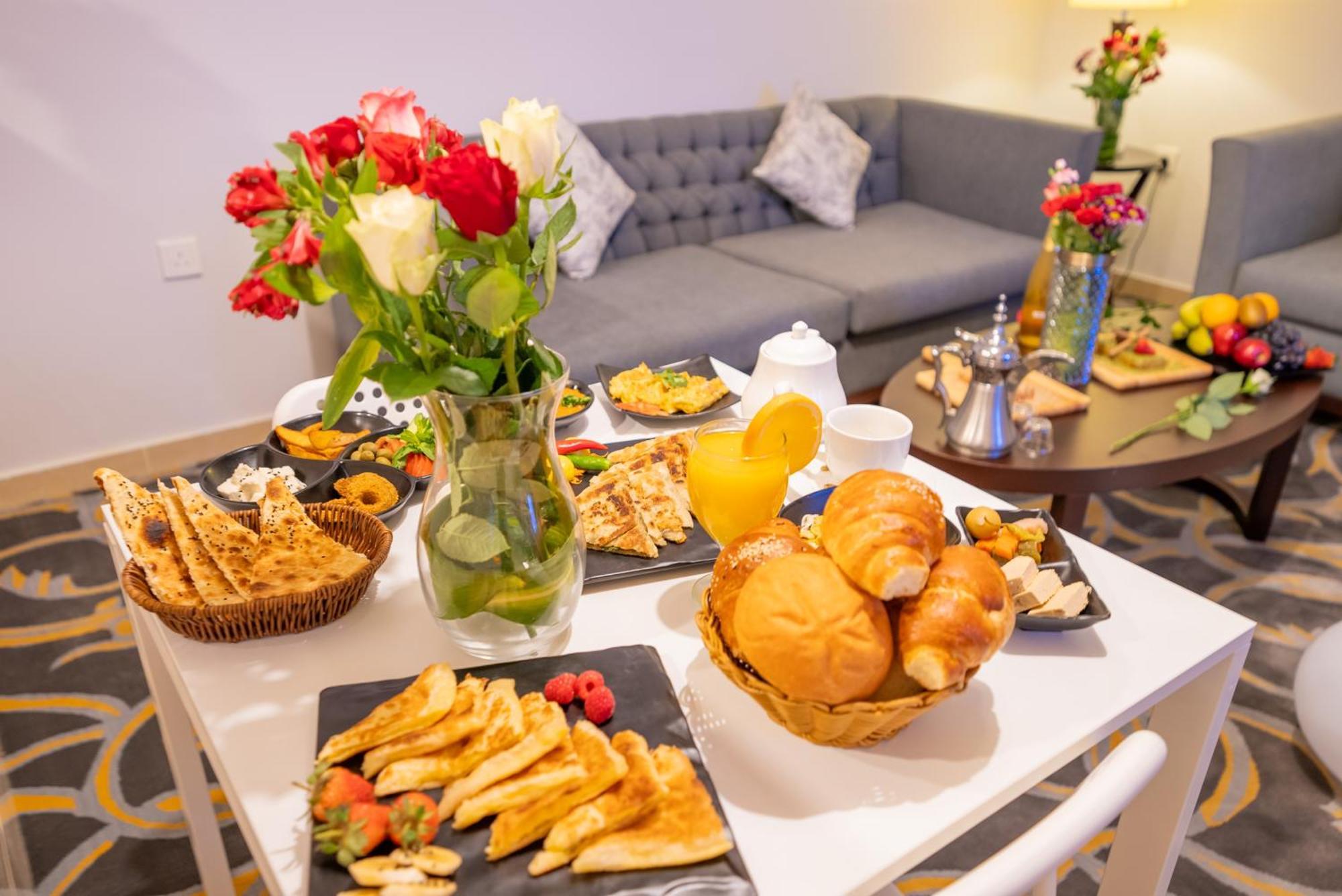 Laten Suites Al Naseem Джедда Экстерьер фото