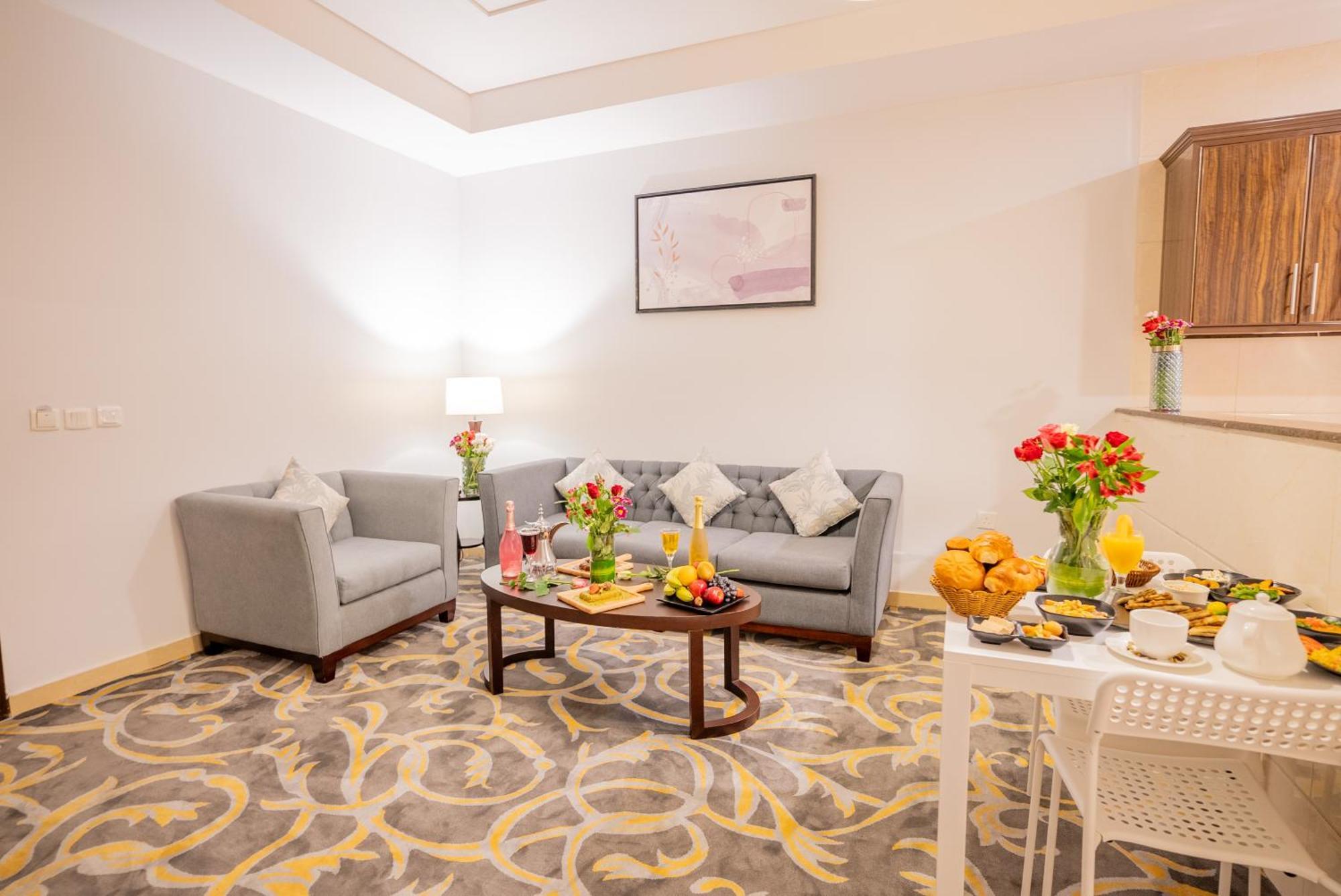 Laten Suites Al Naseem Джедда Экстерьер фото