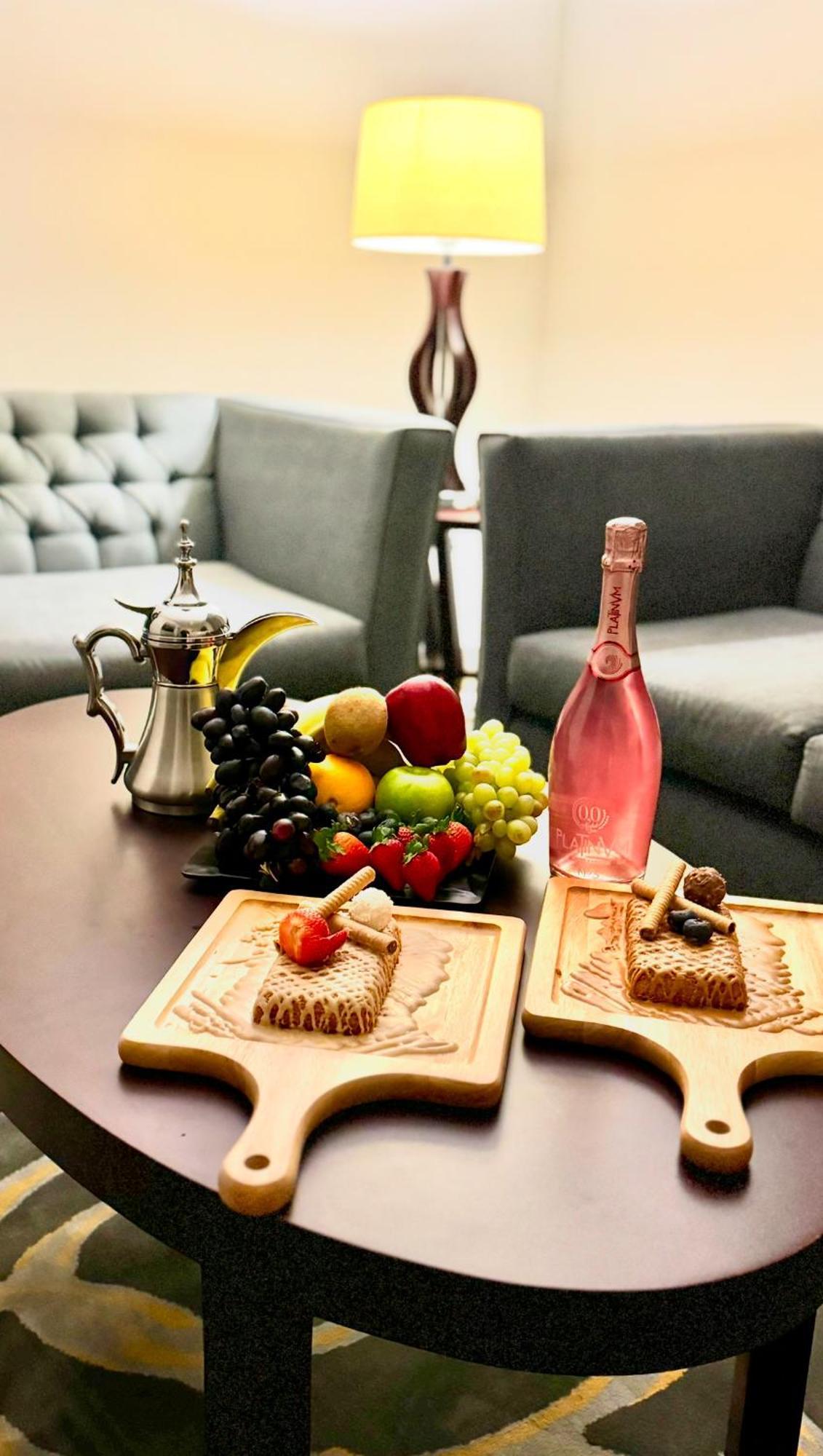 Laten Suites Al Naseem Джедда Экстерьер фото